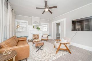4 Bed 2 Bath Home by College Hill and Hospitals - Wichita - 9