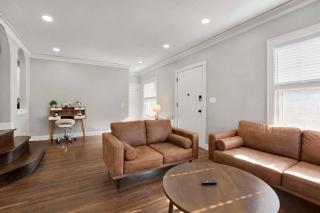 2 Bed 1 Bath Property in College Hill with Garage - Wichita - 3
