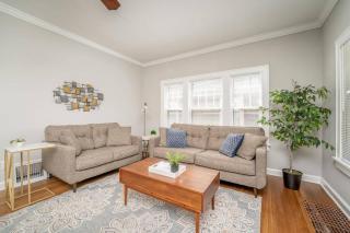 3 Bed 1 5 Bath Home By College Hill & Hospitals - 6