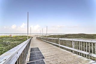 1 Bedroom Studio Near Beach w Pool & Amenities - 2