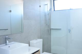 New 2-story house with 4 bedrooms and 3 shower rooms - Burwood - 5