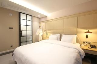 Brown Dot Hotel Sajik Baseball Stadium - Busan - 3