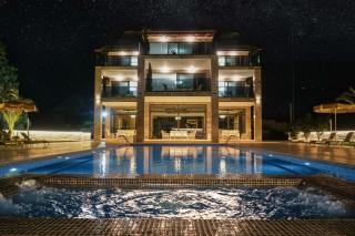Villa Elysium Park & SPA - Batumi - 0
