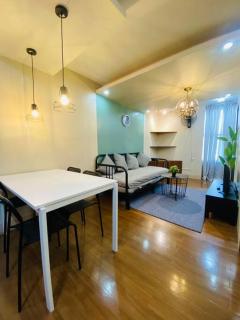 Spacious 2BR w/ Free Pool Access and Parking (709) - Manila - 4
