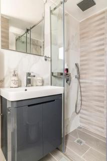 3BDR Penthouse -w/huge Balcony and hot tub-Jacuzzi - Athens - 8