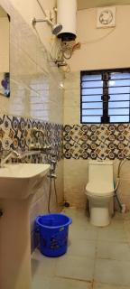 Sleep Inn Homestay (After 2 guests extra charge) - Guwahati - 3