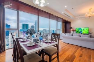 Luxury Apartments at Vincom Center with Pool & Mall - 1