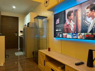 Destina Stays, Cozy & Netflix @Air Residences, Makati, Metro Manila - Manila - 9