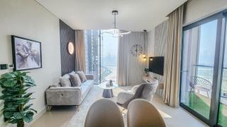 STAY BY LATINEM Luxury 2BR Holiday Home CV A2301 near Burj Khalifa - 6