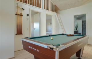 Four-Bedroom Holiday Home In Hadsund - 9