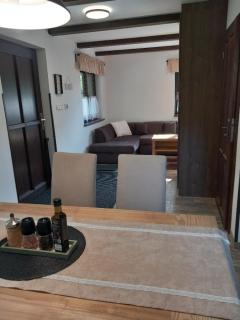 Chatička pod Lysou - 3