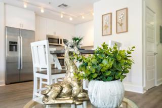 Modern 4BR Condo in the Heart of NOLA - New Orleans - 5