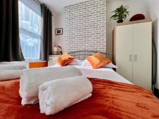 Clarence House 3 Bedrooms 8min to Station E17 North East London - London - 7