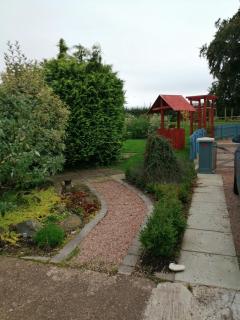 Lynn's Lodge, International Airport 15mins - Randalstown - 8