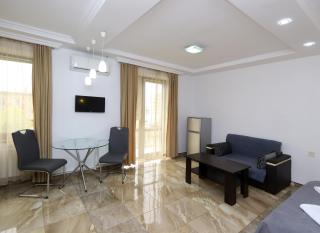 Apartaments on Komitas 20 - 1