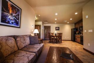 Cable Mountain Lodge - Springdale - 1