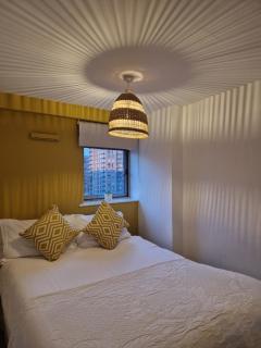 City Centre Snow Hill Apartment (Sleeps 6) - Birmingham - 6