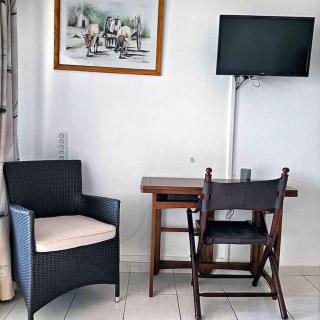 Fleurs, Mer, Colibris. Plage L'Autre Bord - 4