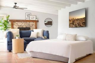 Relax and Play Pool, Hot Tub and Sleeps 16 - San Diego - 6