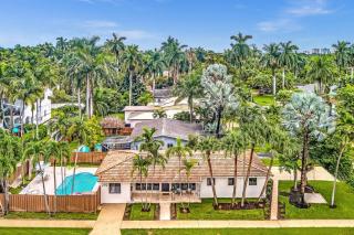 Tropical Oasis with pool 10 mins airport & 5 mins Beach - Hollywood - 0