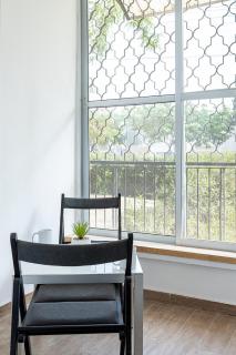 Nirvana 1BR Apt, Central Old Town, Private Balcony - 2