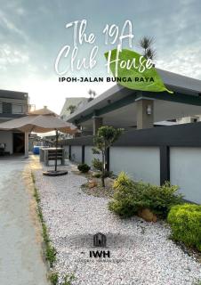 Ipoh 19A Villa for 12pax 6 Carpark with BBQ by IWH - 0