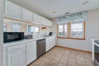 5205 - A Little Bit of Sunshine by Resort Realty - Kill Devil Hills - 2