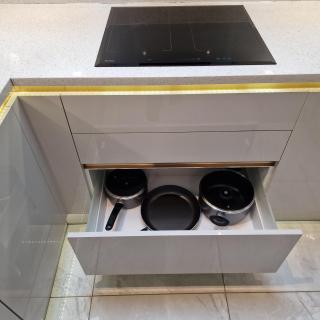 Delightful & Spacious Guest House in Farnworth Near Bolton Hospital - 4