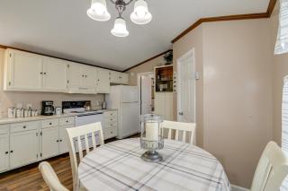 Pet-Friendly Corbin Vacation Rental about 4 Mi to Town - Corbin - 4