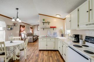 Pet-Friendly Corbin Vacation Rental about 4 Mi to Town - 2