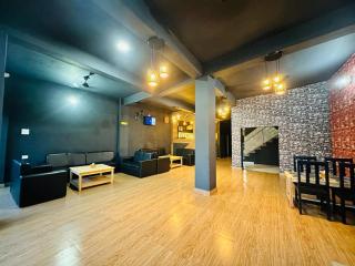 Hotel Black and White - Siddharthanagar - 5