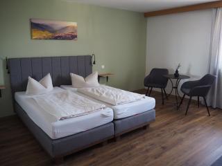Hotel Garni Kern - Halfing - 8