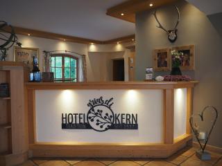 Hotel Garni Kern - Halfing - 5