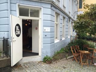 Central 2BR with balconies and art in historical university area - 1