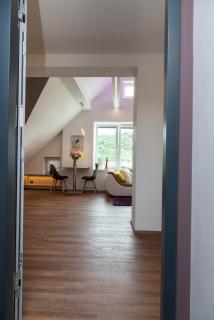 Apartmán 3kk - 115m2 v klidné lokalitě - Praha 4 - Prague - 2