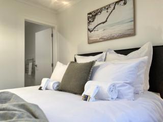 Villa in Central Hamilton - By KOSH BNB - Hamilton - 6