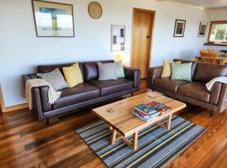 Elevated 3BR, ocean views, pool table, Pirates Bay - Eaglehawk Neck - 4