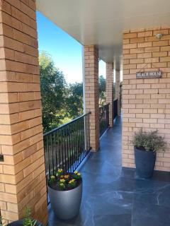 Lush Accommodation - 7
