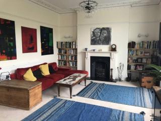 Stunning Arty Apartment in the heart of Clifton - Bristol - 8
