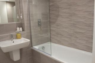 Dashing 1BR Penthouse near MCR Stadiums - Manchester - 3