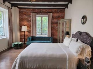 Cozy Studio With Franklin Village View - 30 Day Minimum Stay - Los Angeles - 1