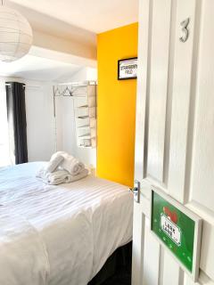 Merseybeat Short stays - Birkenhead - 8