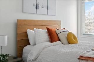 Modern/Rustic 2 Story Condo/3 Min Walk to Village - 1