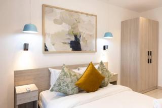 Lennox Beautiful 2 Bed - 3