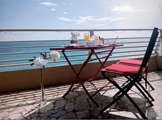 Magnifique 4 COUCHAGES FRONT MER - Mentone - 2