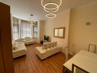 Lennox Mansions - Southsea - 9