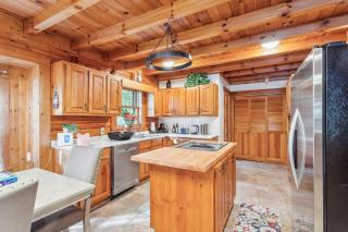 Cabin Bliss - Just 1 Mile from Lake Lanier - Oscarville - 6