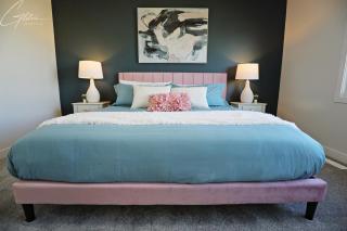 Beautiful 3 King Beds,Garage,Airport,Disney+ - 2