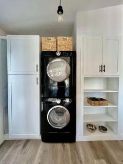 Everything & More at River Front 95! Dock, Bar - 3