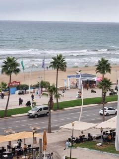 Apartamento con garaje,ascensor y vistas al mar - Martil - 0
